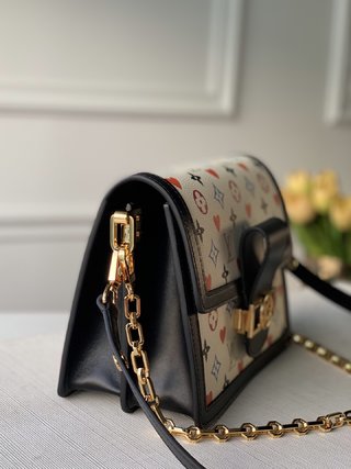 Replica Louis Vuitton Dauphine Handbags