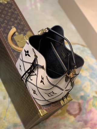 Replica Louis Vuitton NéoNoé Handbags