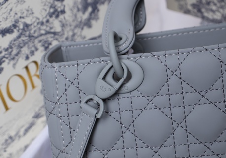 Replica Dior Ultra-matte Handbags