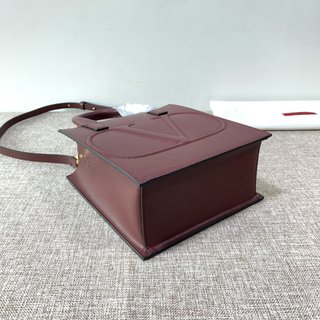 Replica Valentino Garavani VLOGO Walk Handbags