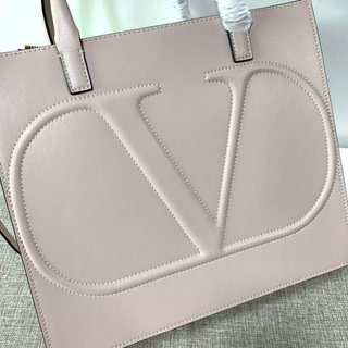 Replica Valentino Garavani VLOGO Walk Handbags