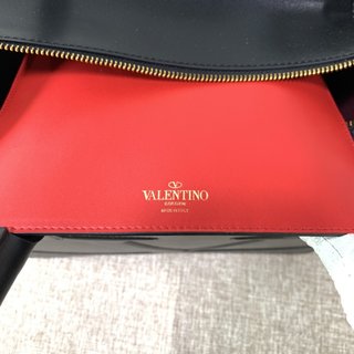 Replica Valentino Garavani VLOGO Walk Handbags