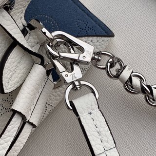 Replica Louis Vuitton Bella Handbags