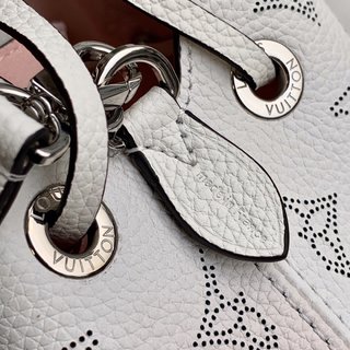 Replica Louis Vuitton Bella Handbags