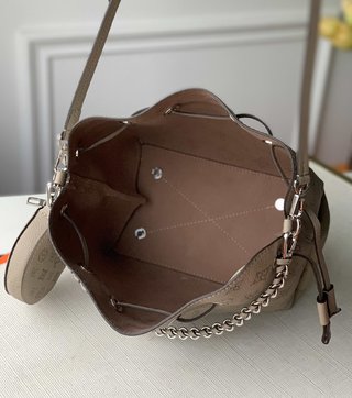 Replica Louis Vuitton Bella Handbags