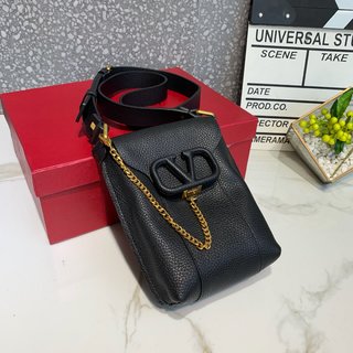 Replica Valentino Garavani VSLING Handbags