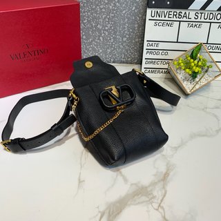 Replica Valentino Garavani VSLING Handbags