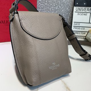 Replica Valentino Garavani VSLING Handbags