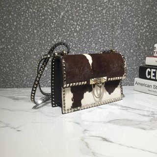 Replica Valentino Garavani Rockstud No Limit Handbags