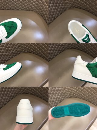 Replica LV Monogram Canvas Sneaker