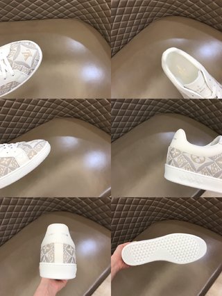 Replica LV Monogram Canvas Sneaker