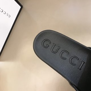 Replica Gucci Slipper in Black with Brown Logo