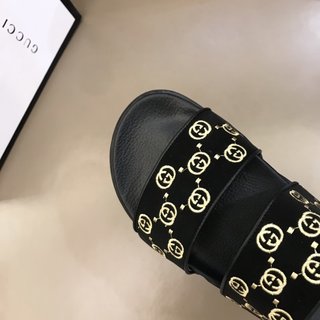 Replica Gucci Slipper in Black with Brown Logo