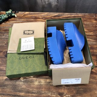 Replica gucci couple slipper