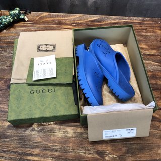 Replica gucci couple slipper