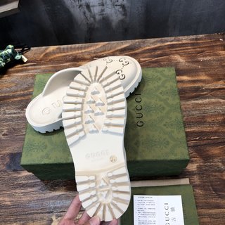 Replica gucci couple slipper