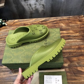 Replica gucci couple slipper