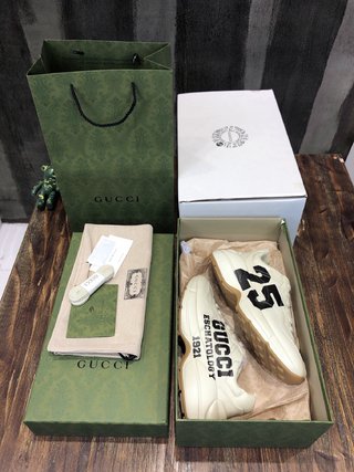 Replica 100% Authentic Gucci Rhyton Sneaker