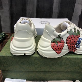 Replica Gucci Rhyton Starwberry