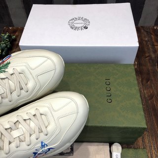 Replica Gucci Ladies Rhyton Ivory Leather Logo Sneakers