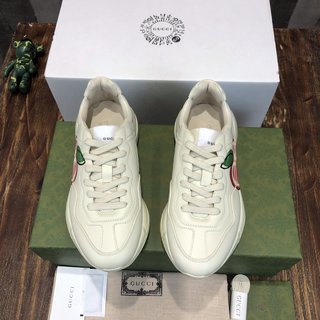 Replica Gucci Kids Trainers - Ivory Leather Apple Print Rhyton Trainers