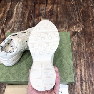 Replica Leather trainers Gucci White