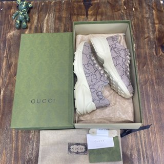 Replica Gucci men Sneaker