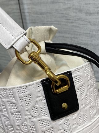 Replica Dior Vibe Handbags