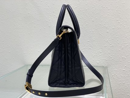 Replica Dior Montaigne Handbags