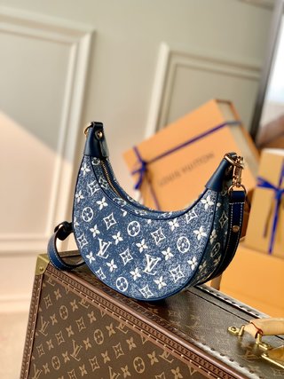 Replica Louis Vuitton Loop Handbags