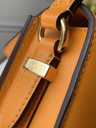 Replica Louis Vuitton Pont 9 Handbags