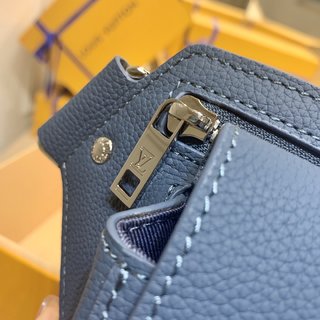 Replica Louis Vuitton Aerogram Handbags