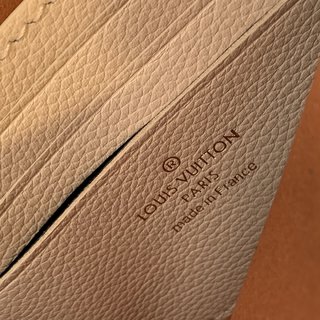 Replica Louis Vuitton MyLockMe Handbags