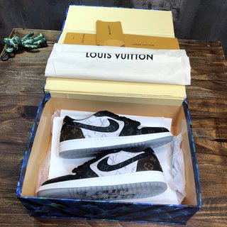 Replica LV x AJ1 Lace-up Sneakers in black