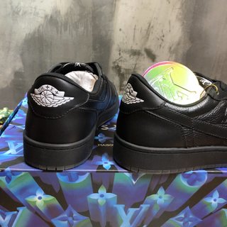 Replica LV x AJ1 Lace-up Sneakers in black