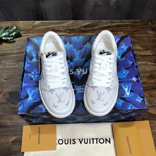 Replica LV x AJ1 Lace-up Sneakers In White