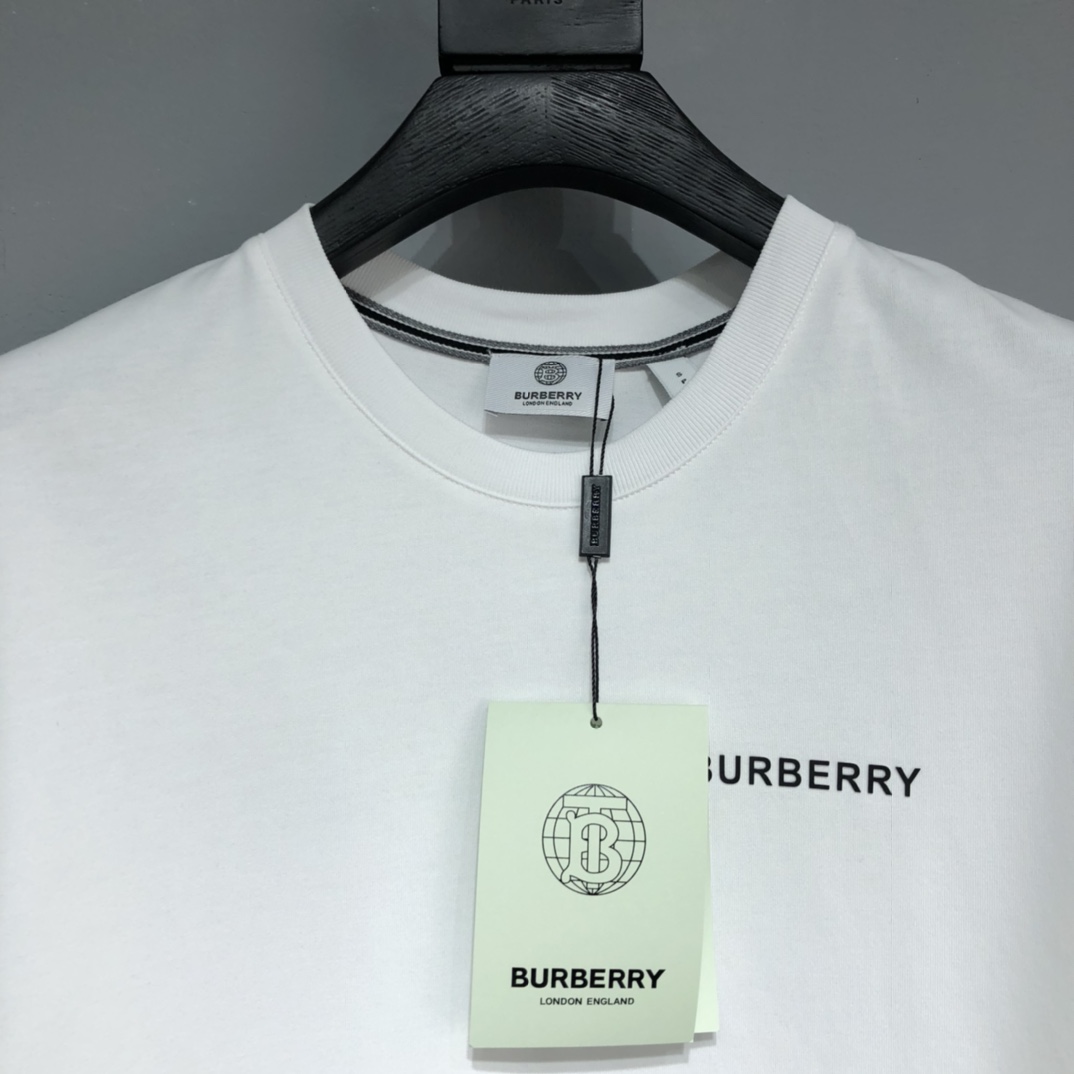 Replica BURBERRY 2022 new arrival Fashion T-shirt