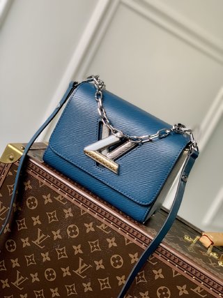 Replica Louis Vuitton 2022 new sling bag