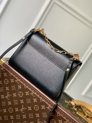 Replica Louis Vuitton 2022 new sling bag