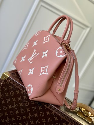 Replica Louis Vuitton 2022 new fashion Handbags