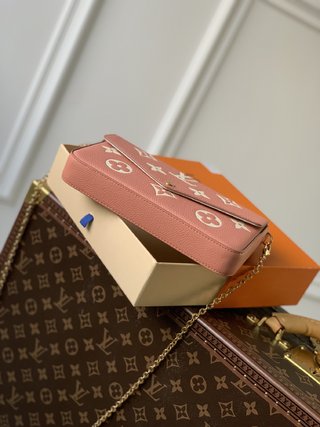 Replica Louis Vuitton 2022 new small bag