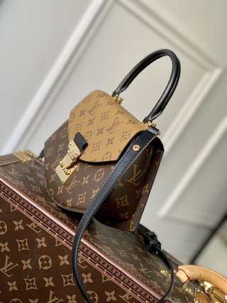 Replica Louis Vuitton 2022 new fashion Handbags