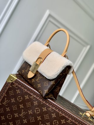 Replica Louis Vuitton 2022 new fashion Handbags