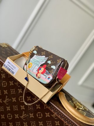 Replica Louis Vuitton 2022 new small bag