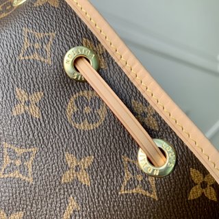 Replica Louis Vuitton 2022 new sling bag