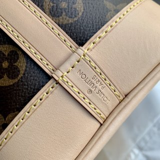 Replica Louis Vuitton 2022 new sling bag