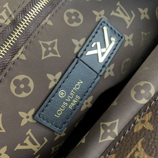 Replica Louis Vuitton 2022 new sling bag