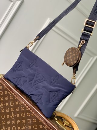 Replica Louis Vuitton 2022 new sling bag