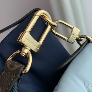 Replica Louis Vuitton 2022 new sling bag