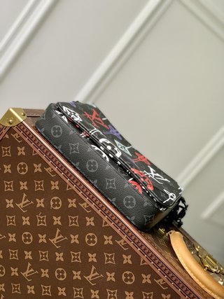 Replica Louis Vuitton 2022 new sling bag